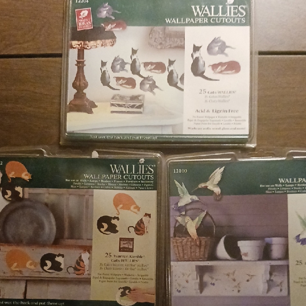 Wallis Black and Gray Wallpaper Elegant Wall Decor